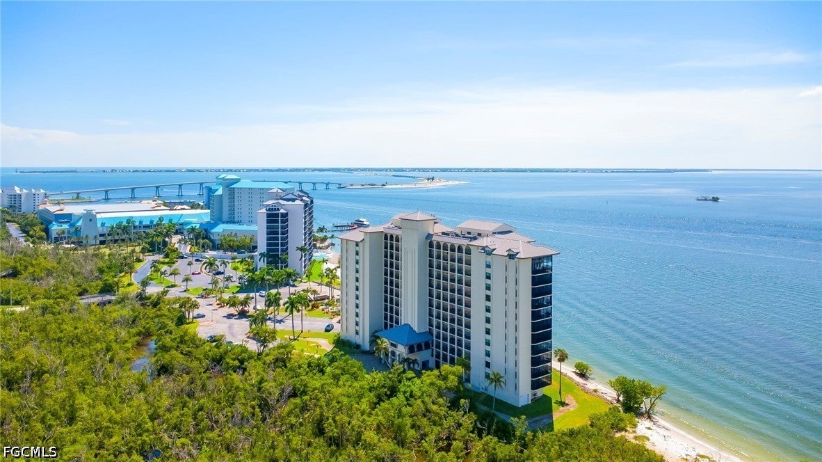 17080 Harbor Point Drive 916, Fort Myers, FL 33908 photo