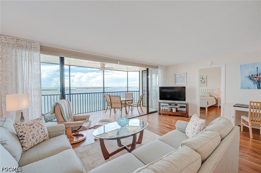 17080 Harbor Point Drive 916, Fort Myers, FL 33908 photo