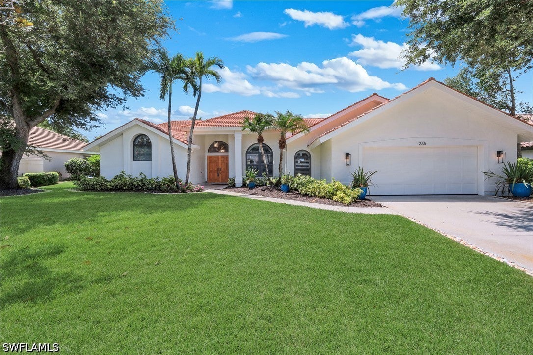 235 Silverado Dr, Naples, FL 34119