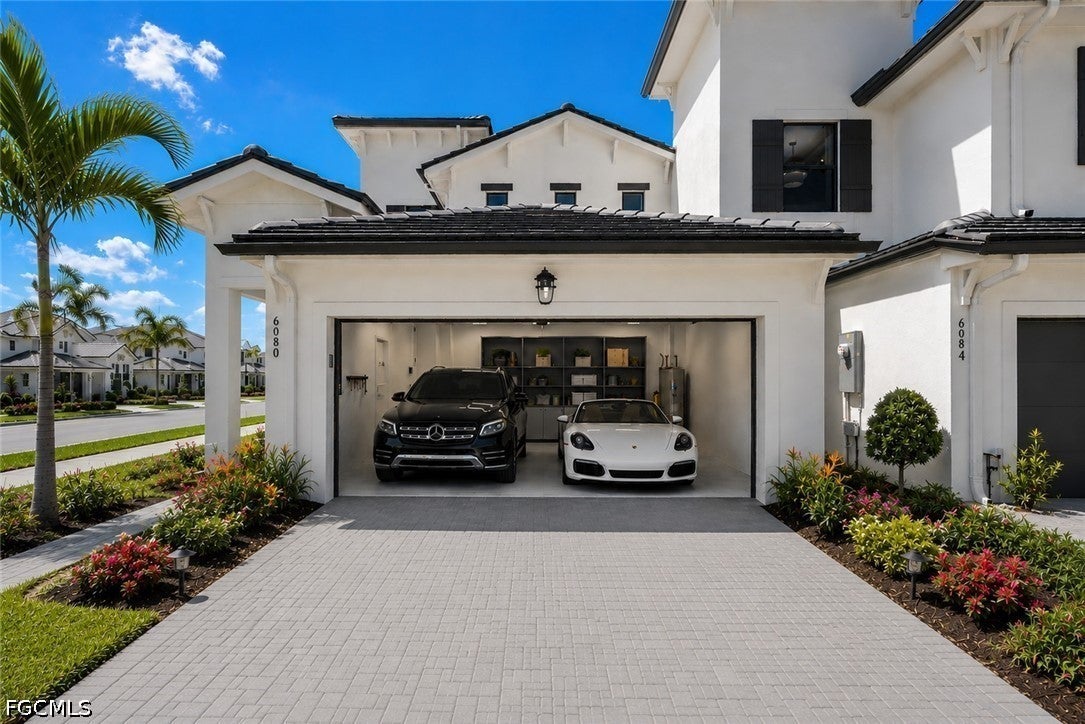 6093 Barbara Cir, Naples, FL 34112 photo