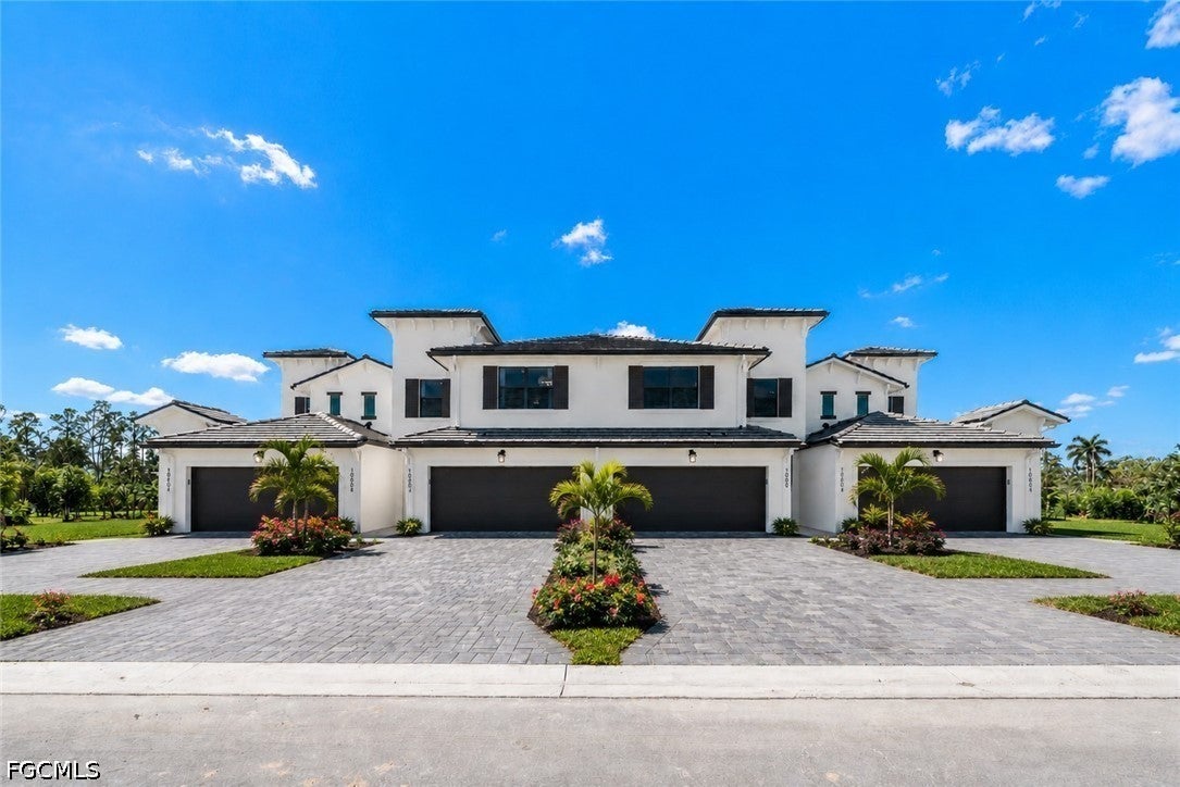 6093 Barbara Cir, Naples, FL 34112 photo