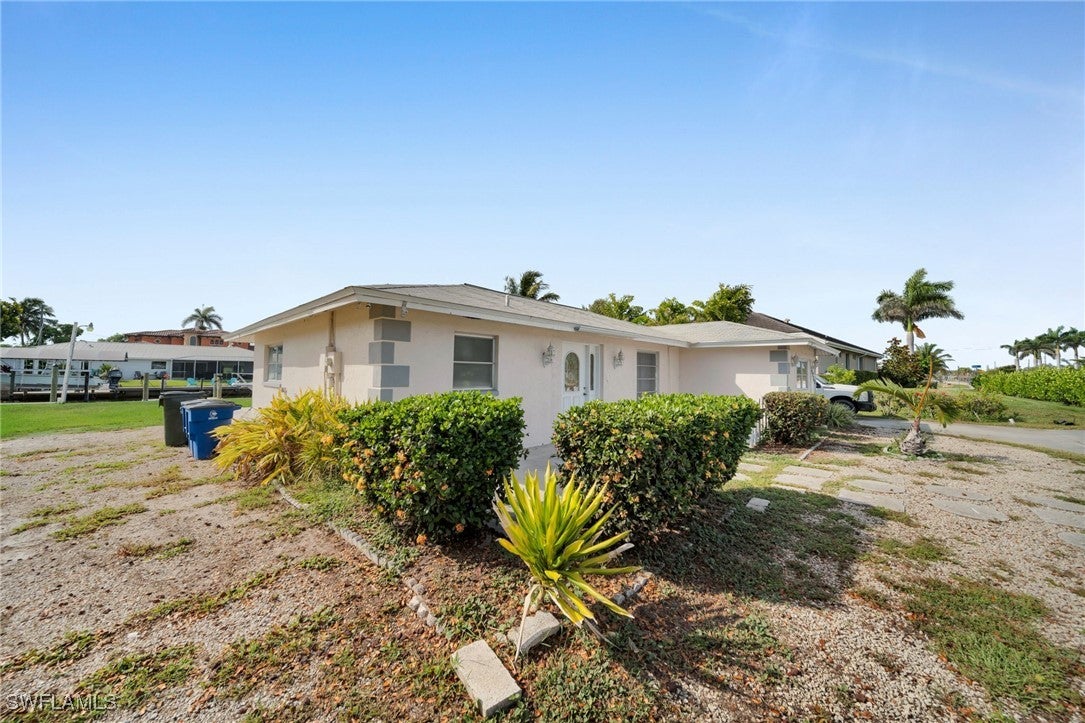 14260 Mcgregor Blvd, Fort Myers, FL 33919 photo