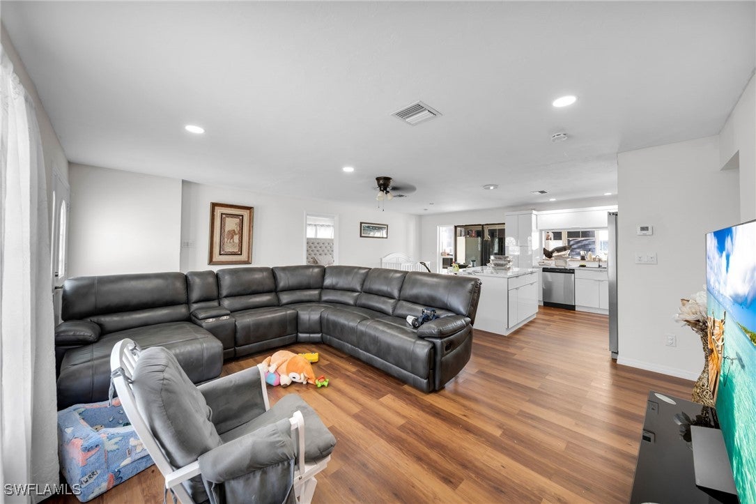 14260 Mcgregor Blvd, Fort Myers, FL 33919 photo