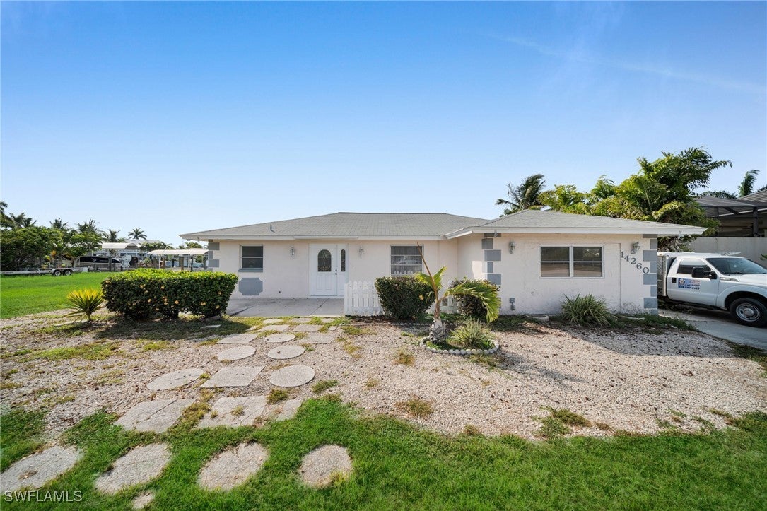 14260 Mcgregor Blvd, Fort Myers, FL 33919 photo