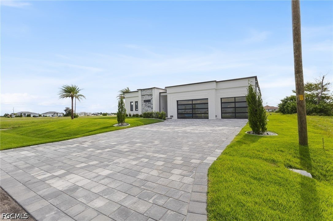 806 NW 33 Ave, Cape Coral, FL 33993 photo