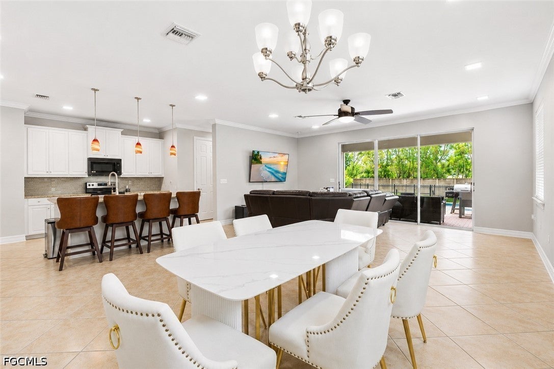 3861 King Williams St, Fort Myers, FL 33916 photo