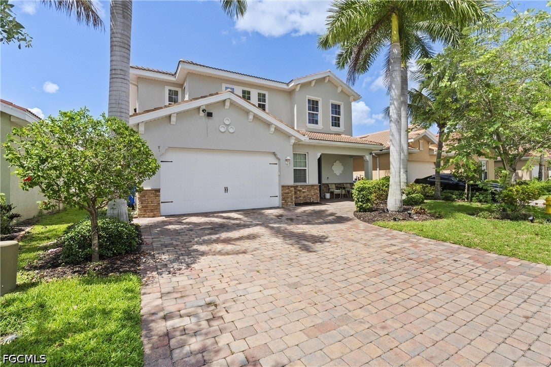 3861 King Williams St, Fort Myers, FL 33916 photo