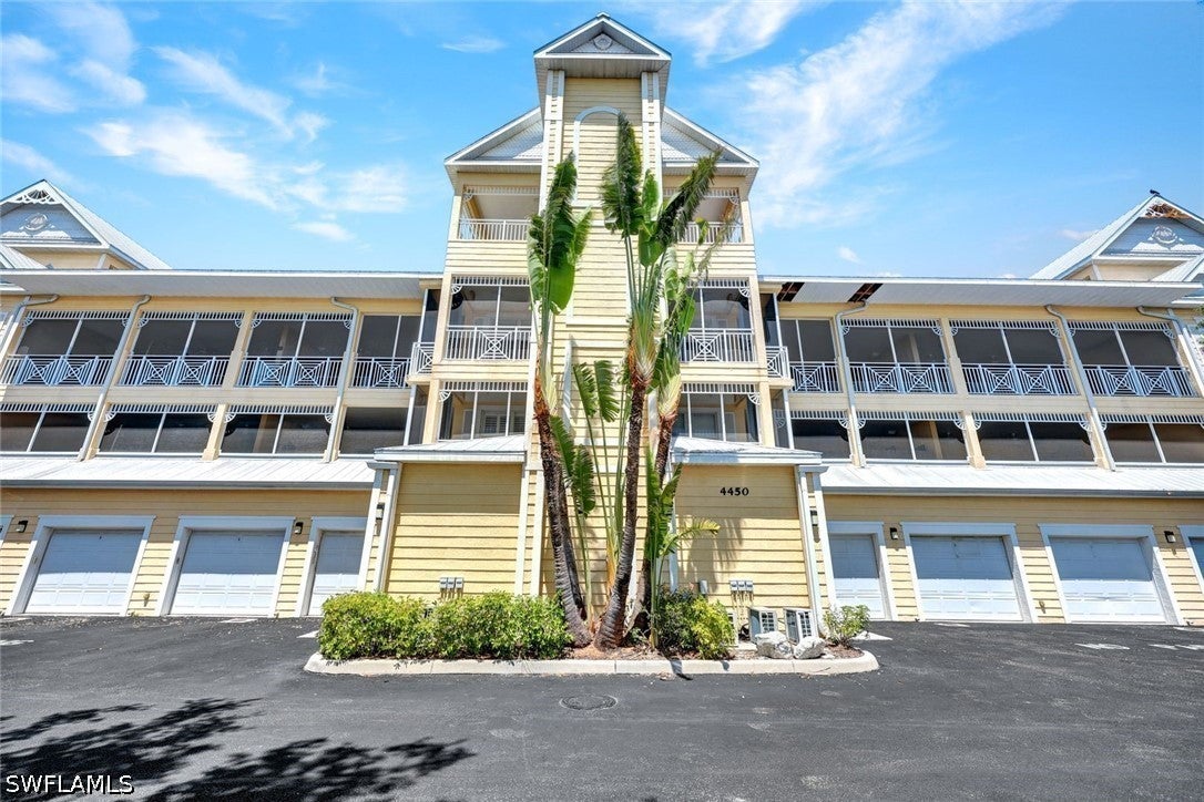 4450 Chickee Hut Ct, Bonita Springs, FL 34134