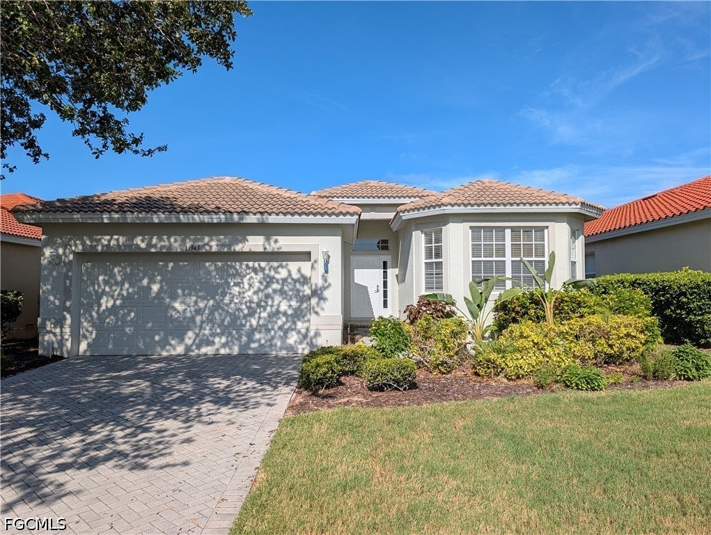 13945 Village Creek Dr, Fort Myers, FL 33908 photo