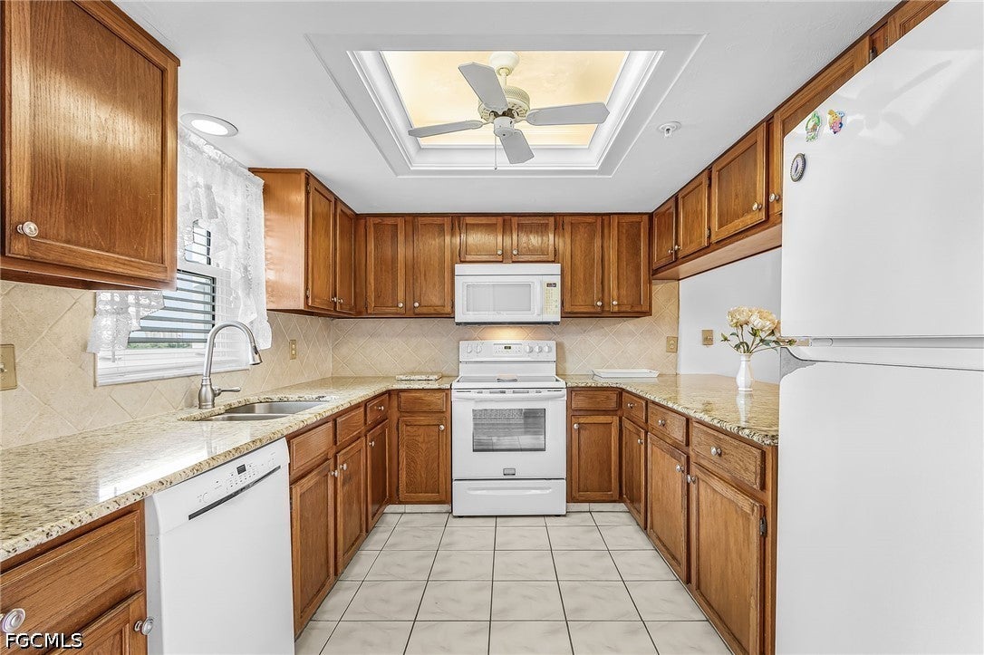 4591 Bay Beach Lane 393, Fort Myers Beach, FL 33931 photo