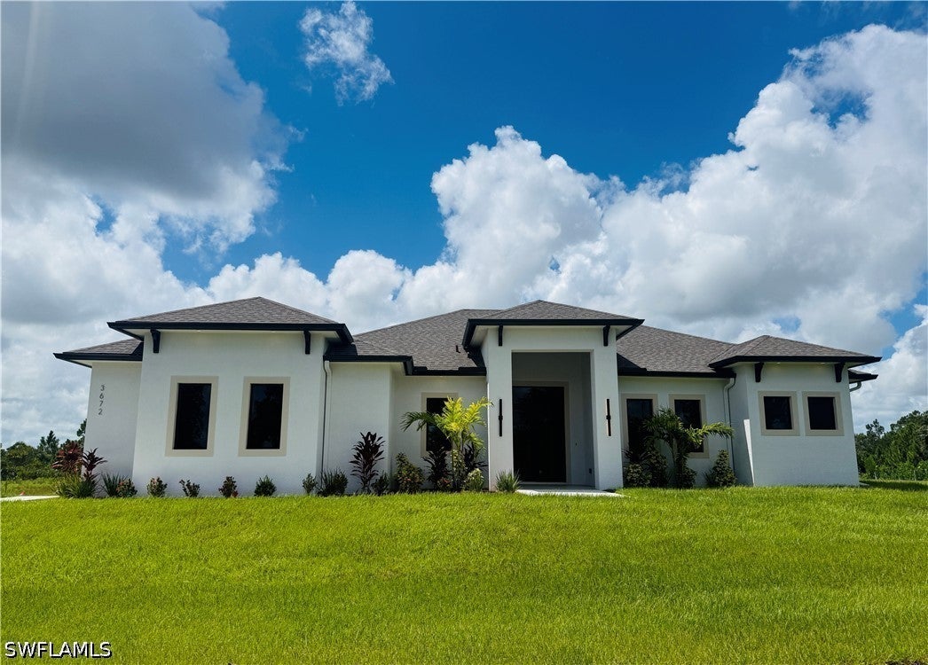 3672 68 Ave, Naples, FL 34120