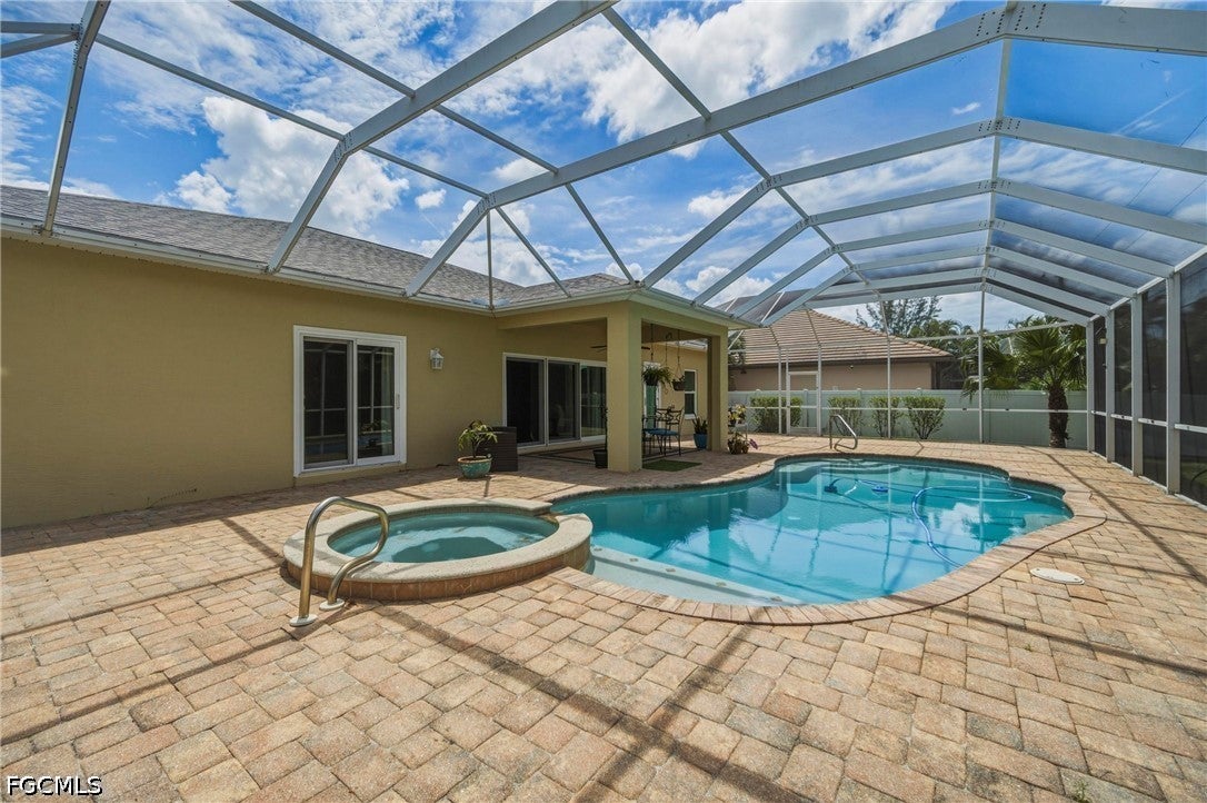 3512 SW 17 Pl, Cape Coral, FL 33914 photo