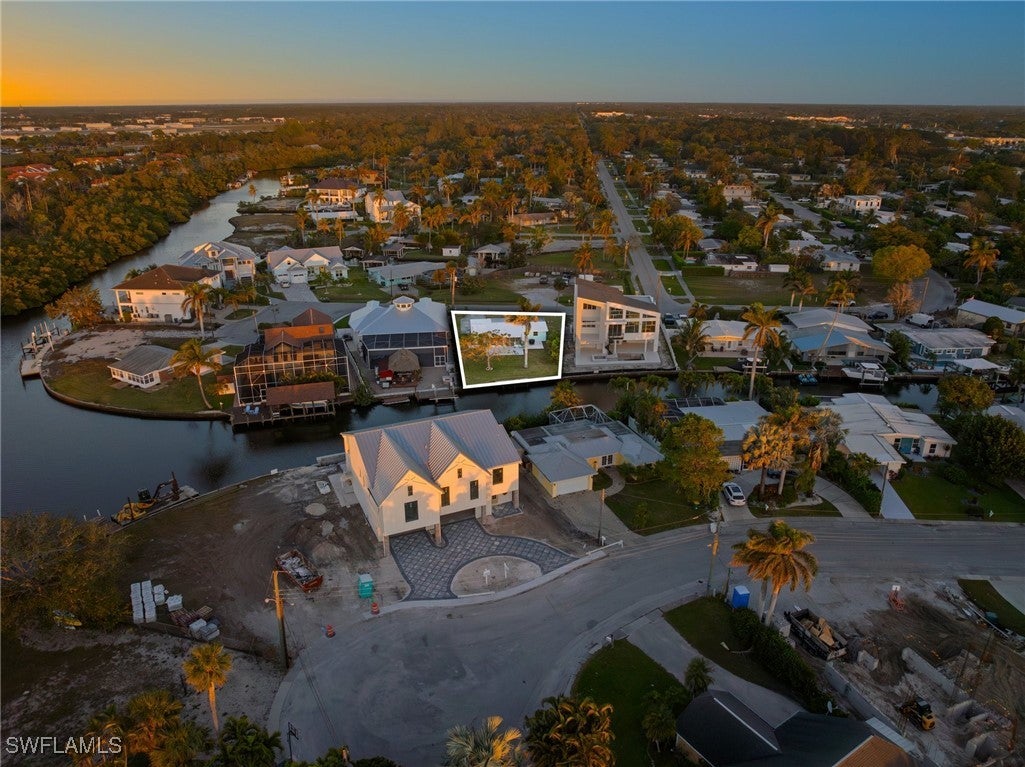 1796 Holiday Ln, Naples, FL 34104 photo