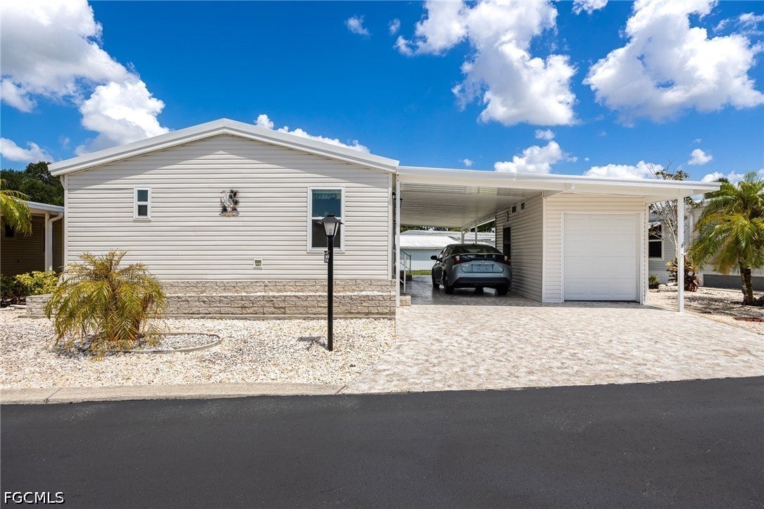 370 Nicklaus Blvd, North Fort Myers, FL 33903 photo