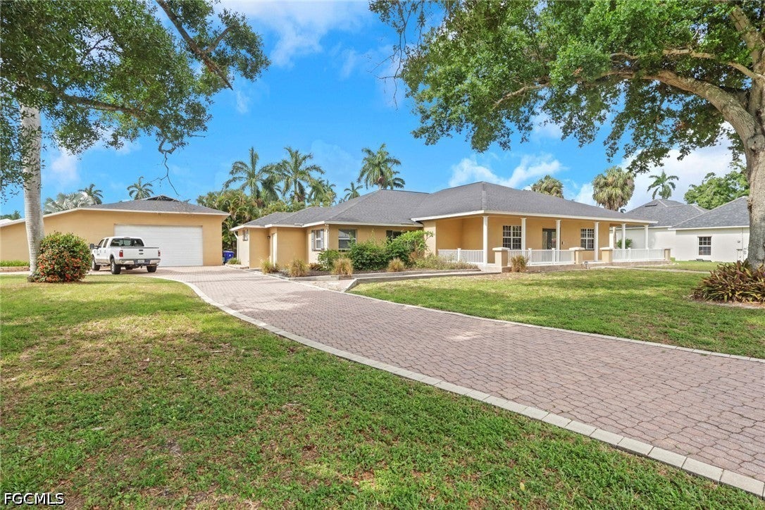 1357 Osceola Dr, Fort Myers, FL 33901 photo