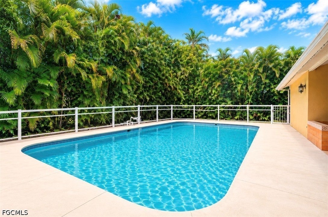 1357 Osceola Dr, Fort Myers, FL 33901 photo