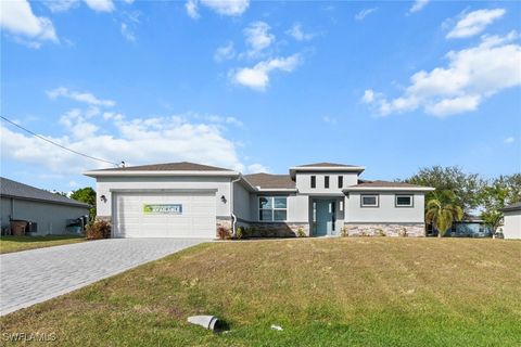 Single Family Residence in Cape Coral FL 23 NW 24th Terrace.jpg