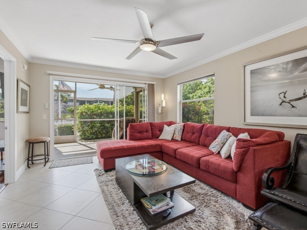 1060 Swallow Ave, Marco Island, FL 34145