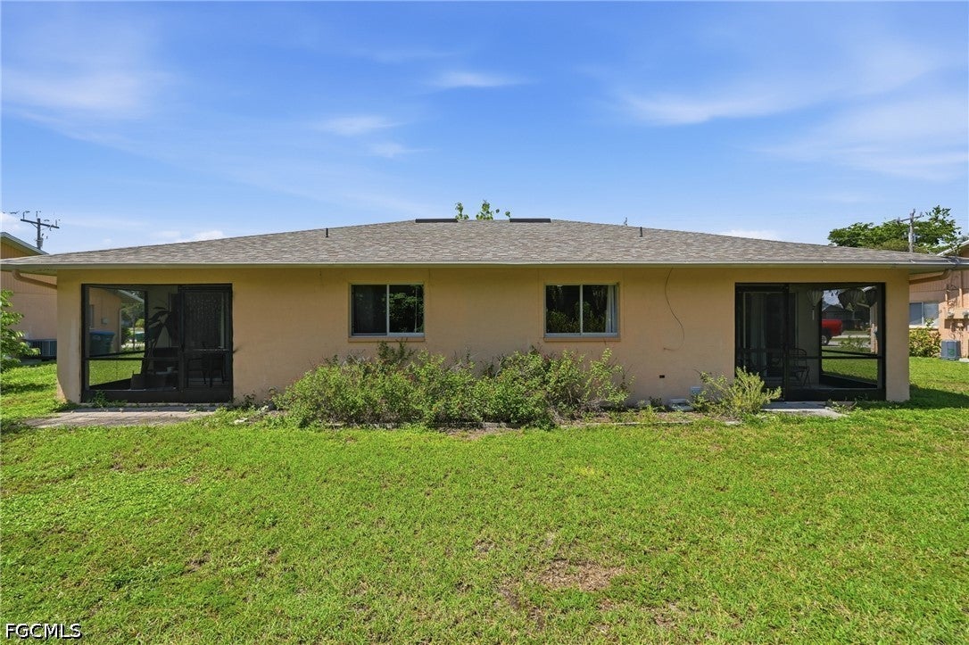 607 24 Ave, Cape Coral, FL 33990