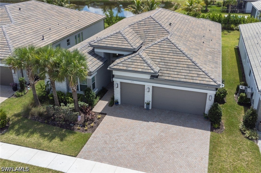 12177 Eucalyptus Way, Naples, FL 34120