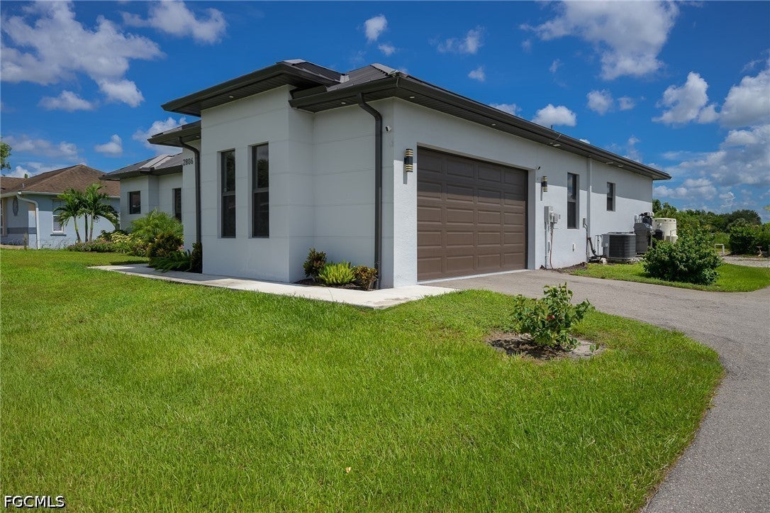 2806 45 Ave, Naples, FL 34120 photo