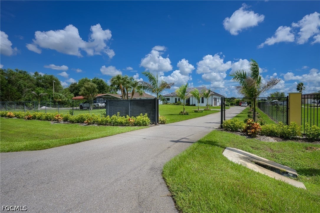 2806 45 Ave, Naples, FL 34120 photo