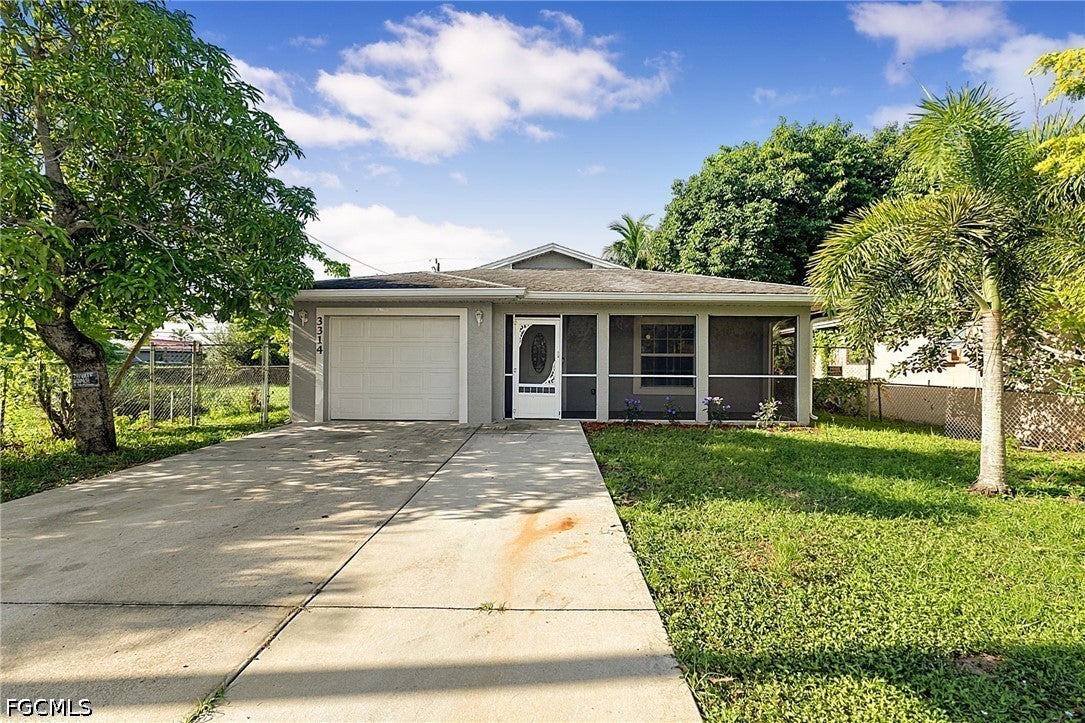 3314 Bassie Ct, Fort Myers, FL 33916 photo