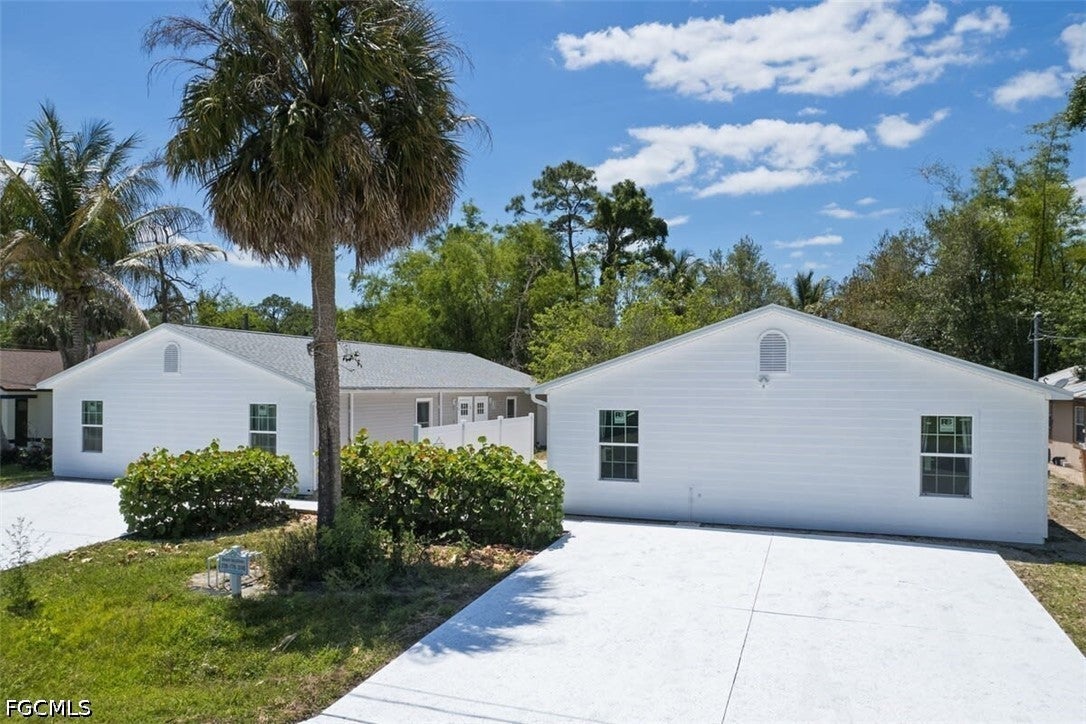 27900 902 Vermont St, Bonita Springs, FL 34135 photo