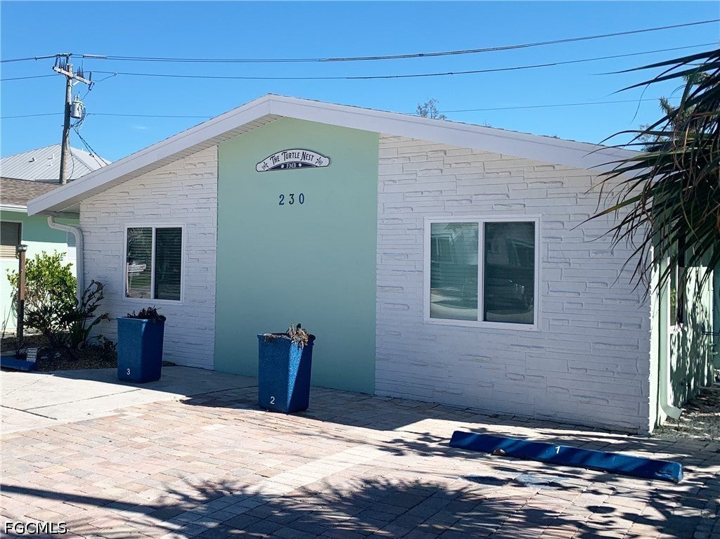 230 Fairweather Ln, Fort Myers Beach, FL 33931 photo