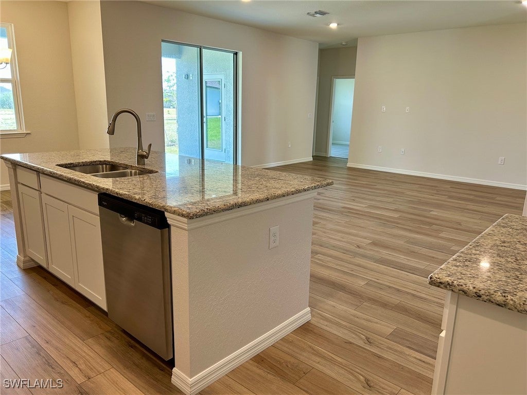 4602 NW 34 Terrace, Cape Coral, FL 33993 photo
