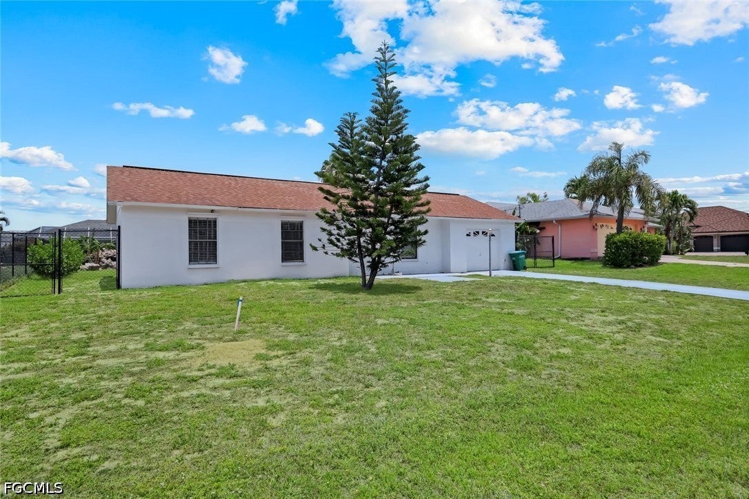 1307 SW 43 Ln, Cape Coral, FL 33914 photo