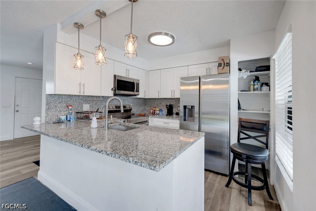 1307 SW 43 Ln, Cape Coral, FL 33914 photo