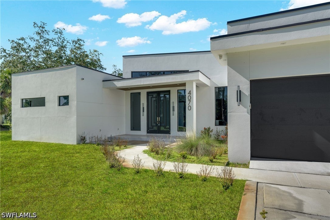 4070 24 Ave, Naples, FL 34117
