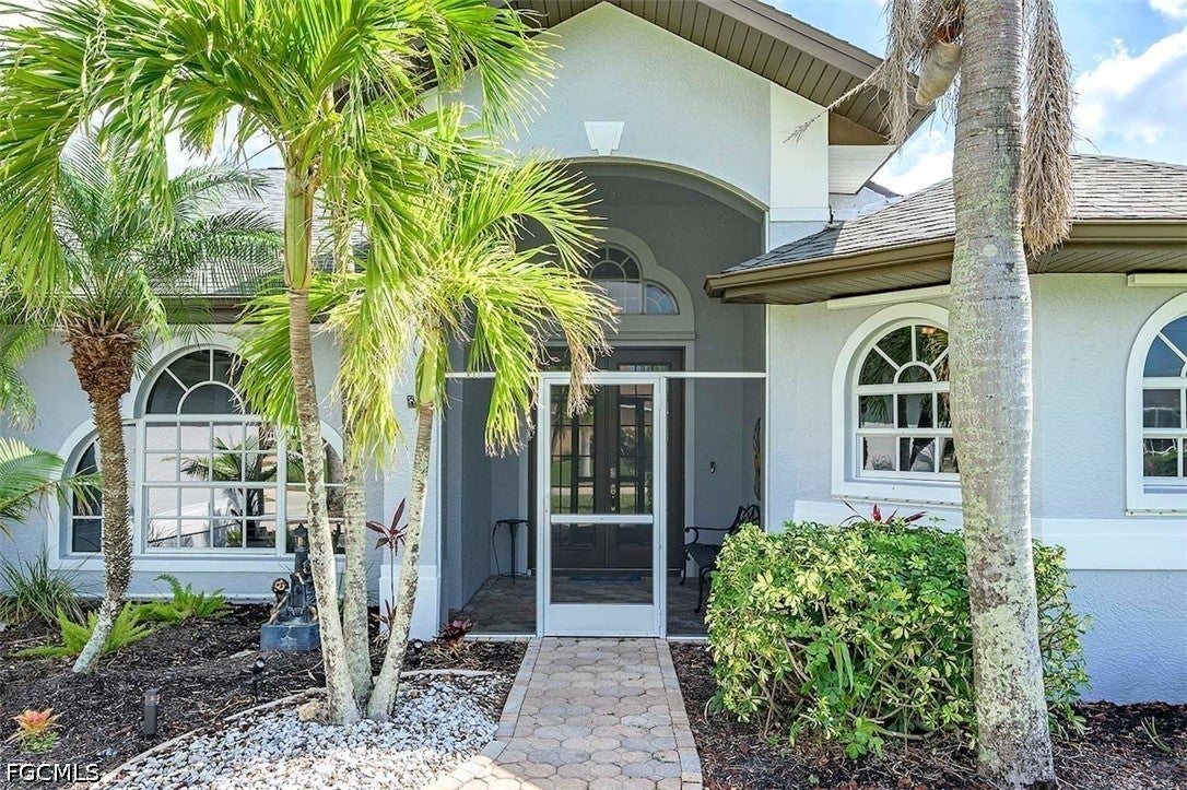 4005 SW 17 Pl, Cape Coral, FL 33914 photo