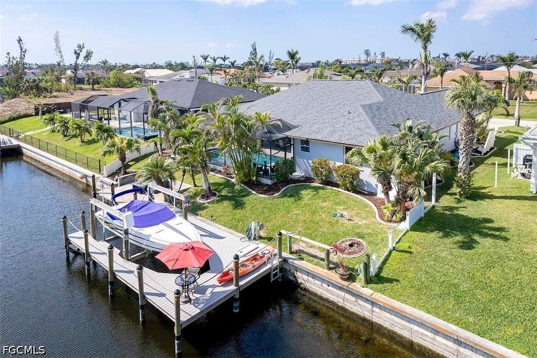4005 SW 17 Pl, Cape Coral, FL 33914 photo