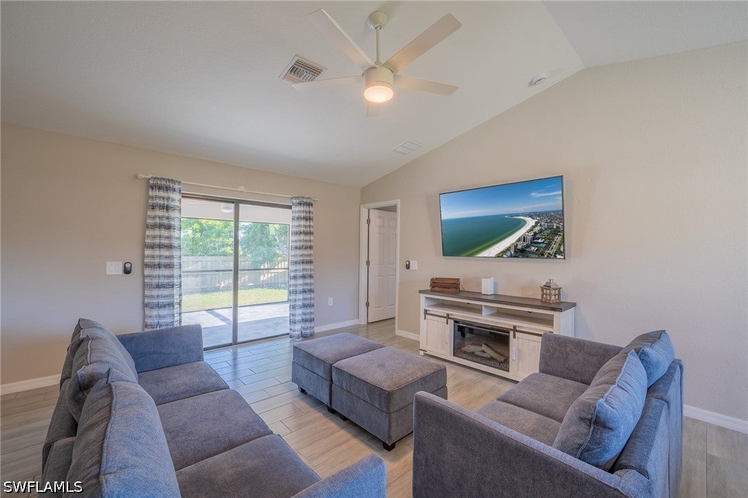 8152 Pelican Rd, Fort Myers, FL 33967 photo