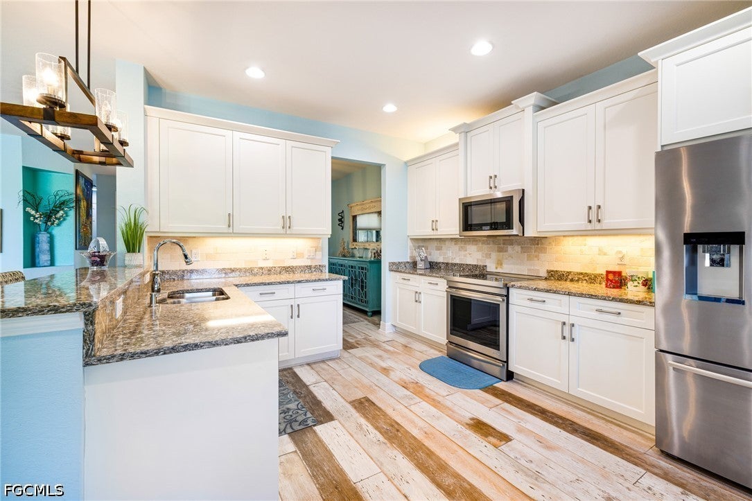 11717 Meadowrun Cir, Fort Myers, FL 33913 photo