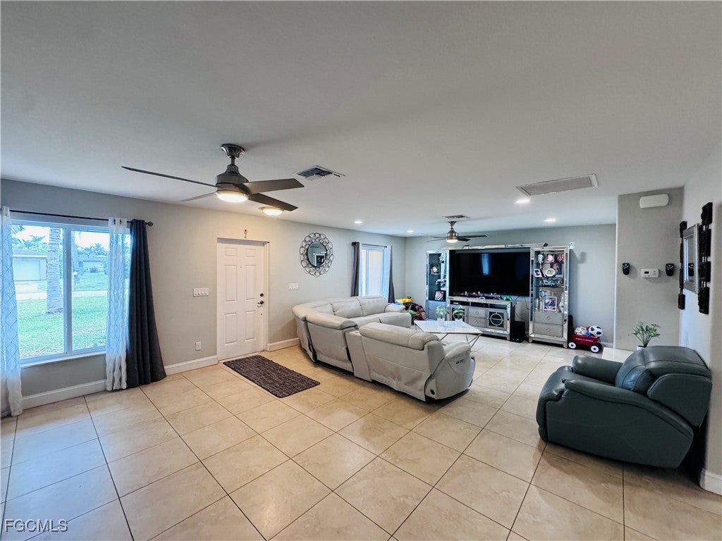 141 SW 48 Terrace, Cape Coral, FL 33914 photo