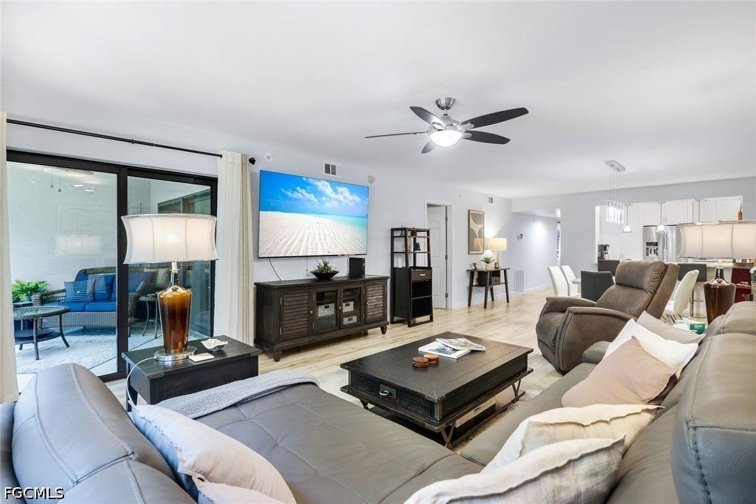 9901 Sunset Cove Ln #222, Fort Myers, FL 33919 photo