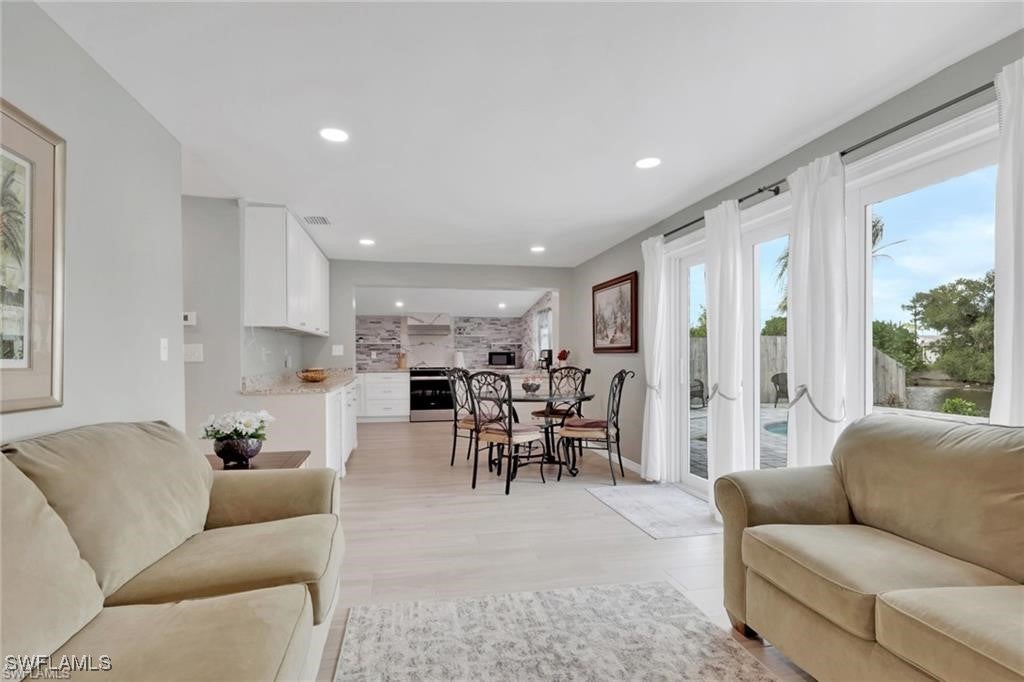 829 107 Ave, Naples, FL 34108 photo