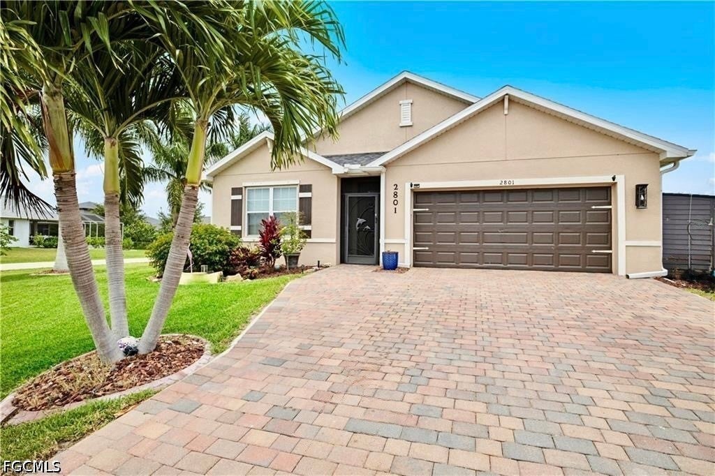 2801 SW 29 Pl, Cape Coral, FL 33914 photo