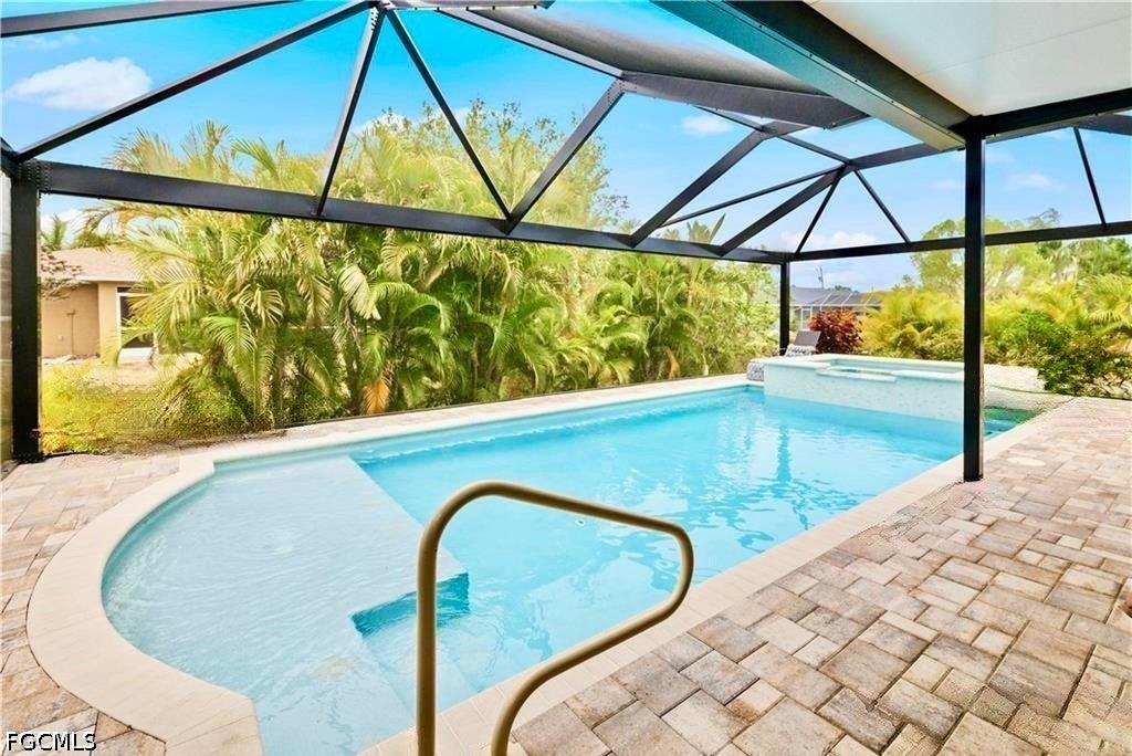 2801 SW 29 Pl, Cape Coral, FL 33914 photo
