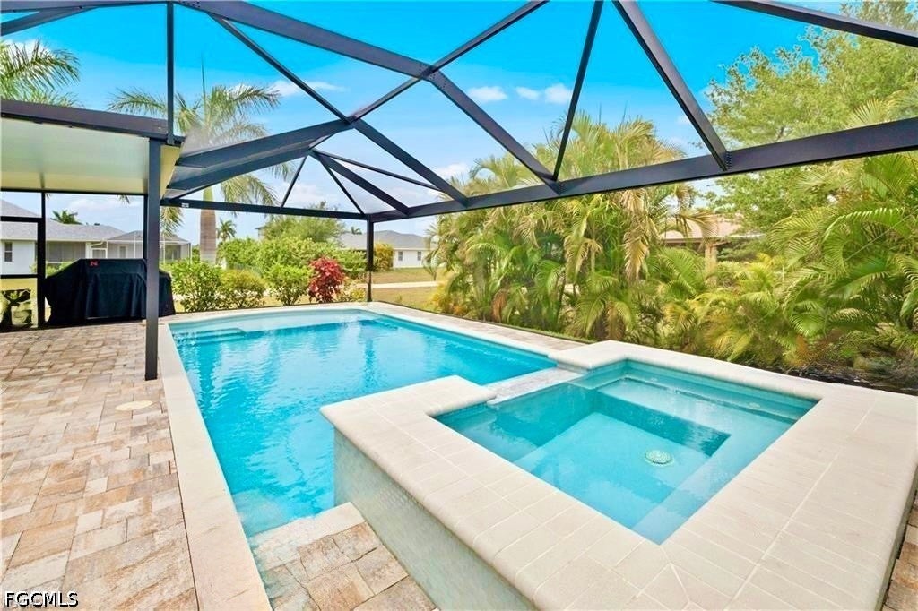 2801 SW 29 Pl, Cape Coral, FL 33914 photo