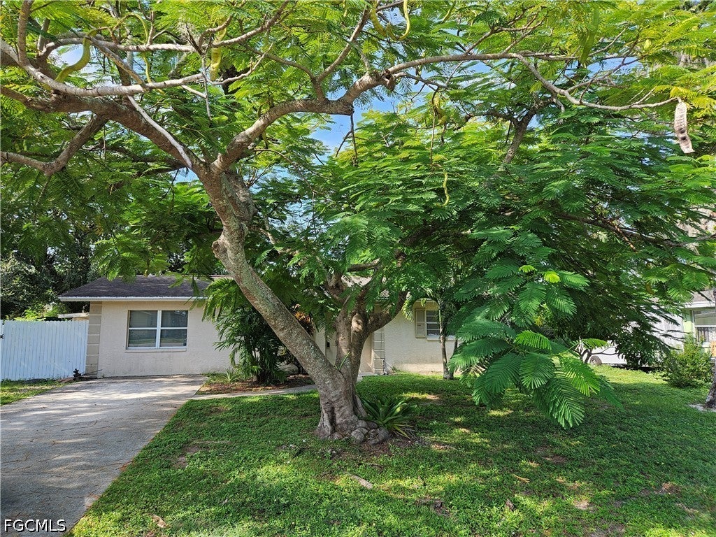 1199 Gramac Dr, North Fort Myers, FL 33917 photo