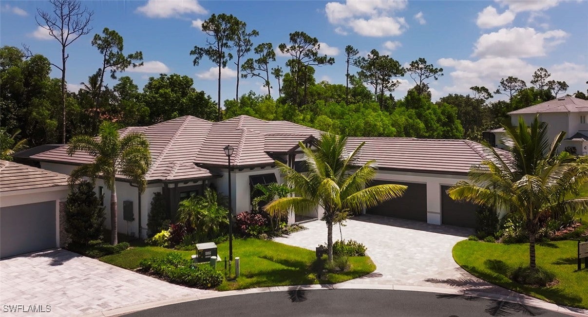 2950 Coco Lake Way, Naples, FL 34105 photo