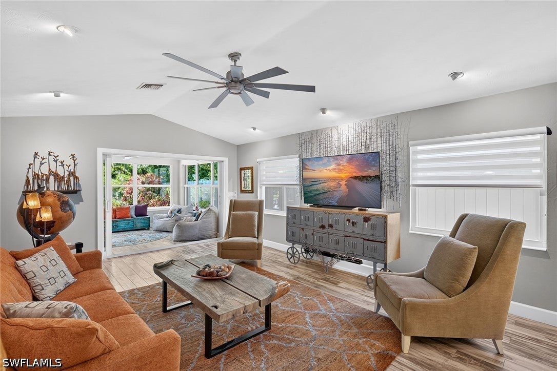 691 100 Ave, Naples, FL 34108 photo