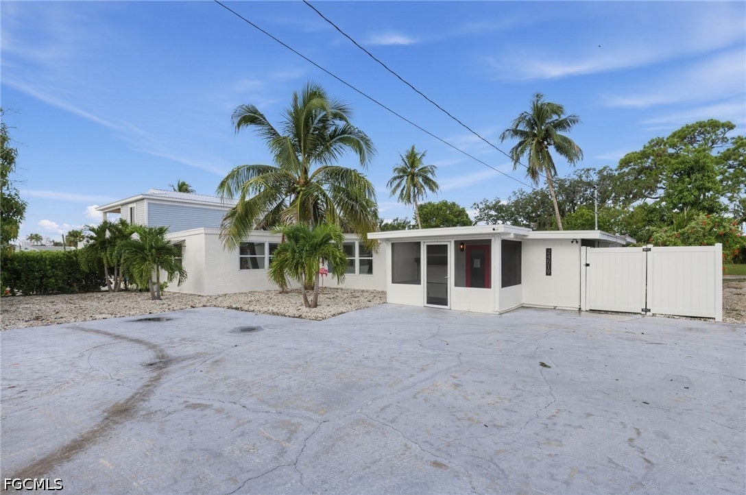 24519 Dolphin St, Bonita Springs, FL 34134 photo