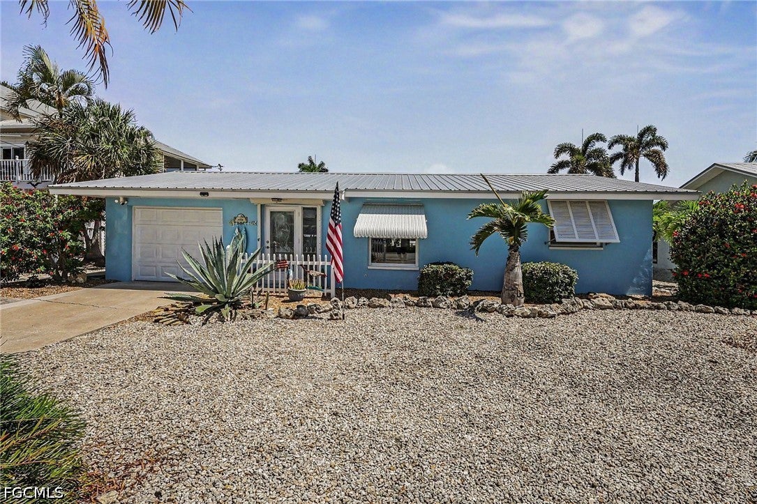 3608 Rita Ln, Saint James City, FL 33956 photo