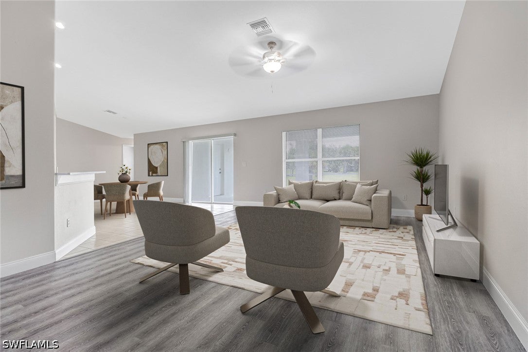4490 10 St, Naples, FL 34120