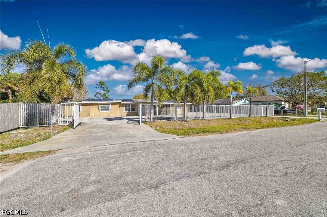 101 Lucille Ave, Fort Myers, FL 33916 photo